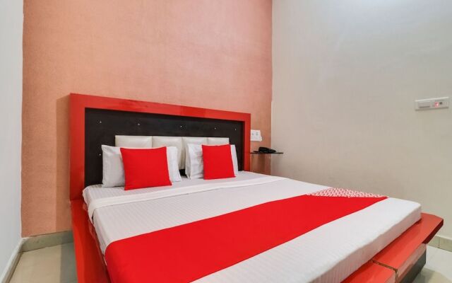 Oyo 49824 Dhingra Guest House