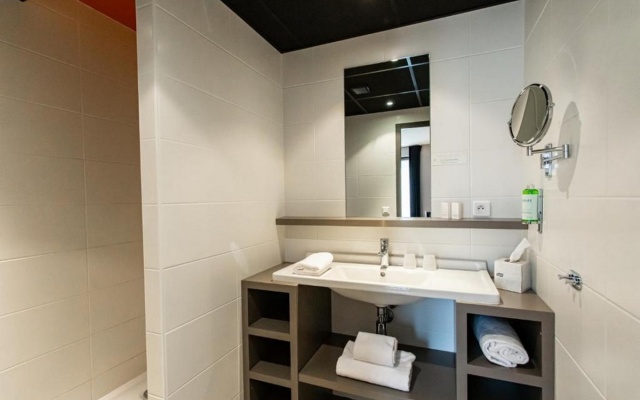 Dock Ouest Residence
