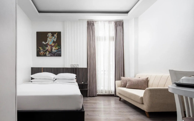 King Grand Boutique Hotel