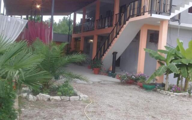 V Gostyakh U Aidy Gusthouse