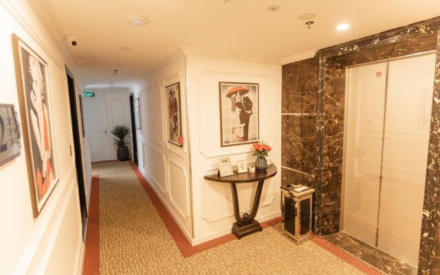 Hồng Vận Hotel