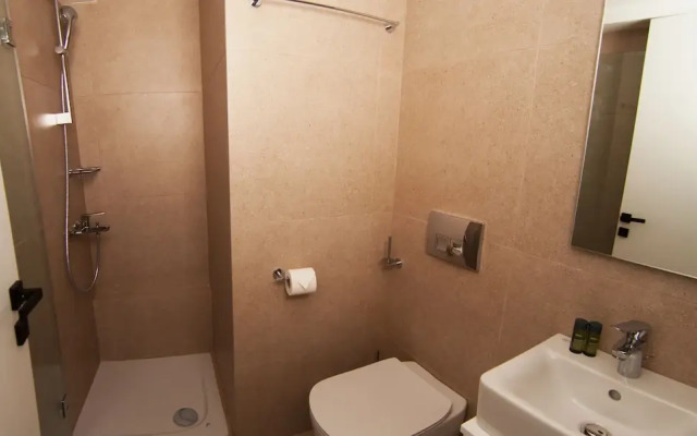 Phaedrus Living Modern Kriel Suites 303