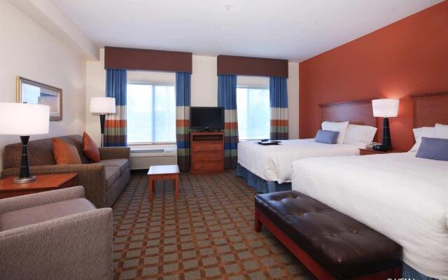 Hampton Inn & Suites Ontario