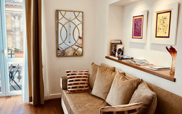 900 Piazza del Popolo