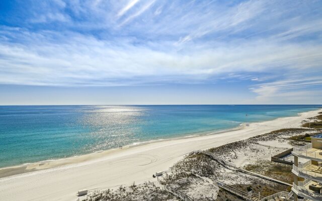 Oceania 907 3 Bedroom Condo by RedAwning