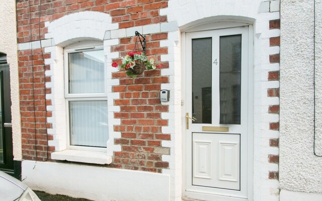 Queens Quarter Apartment Hugh Street