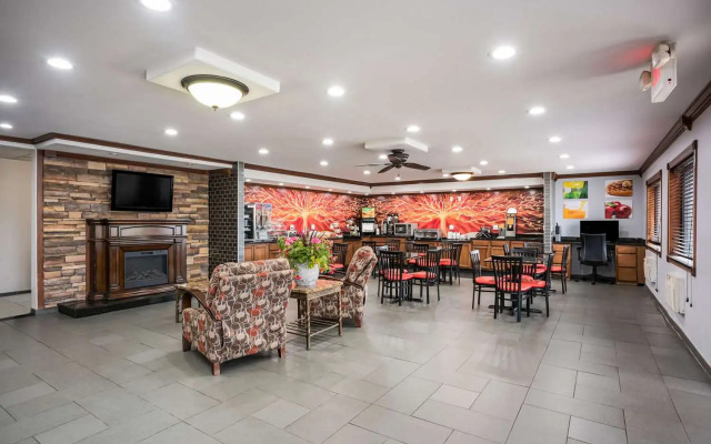 Quality Inn Cedar Rapids South