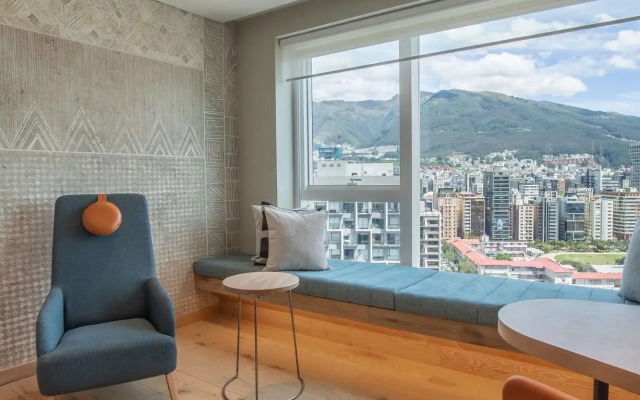 GO Quito Hotel