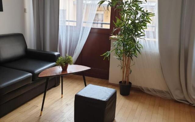 Aparthotel Old City