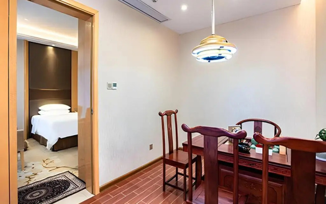 Vienna International Hotel (Jingzhou Xintiandi)