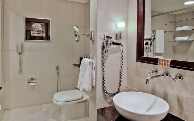 Shangri-La Residences and Apartments