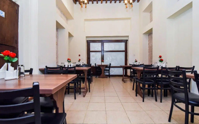 Capital O160 Lumbini Dream Garden Guest House LLC