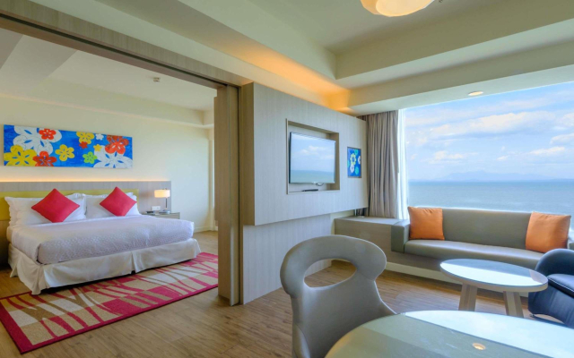 Mercure Penang Beach