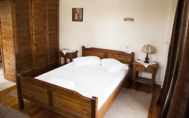 Magani Apartments & Maisonettes