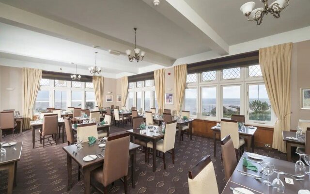 The Golden Lion hotel