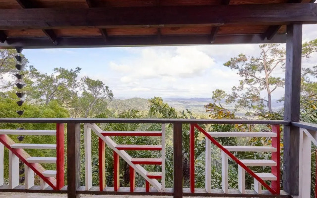 Villa ines-4X4only-Jarabacoa-View-Jacuzzi-5BR