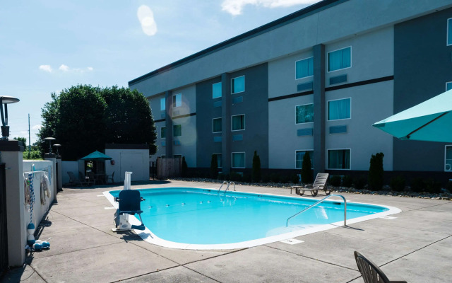 Sleep Inn & Suites Knoxville West