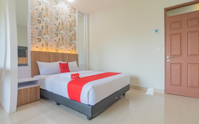 RedDoorz Plus near Taman Budaya Samarinda