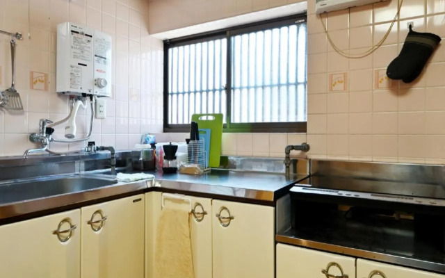 Yuzan apartment Sanjo