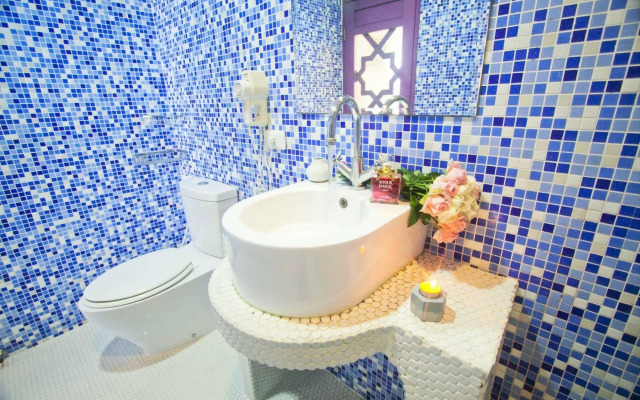 Moroccan Holiday Suite