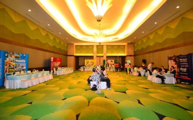 IPB Hotel And Convention Center