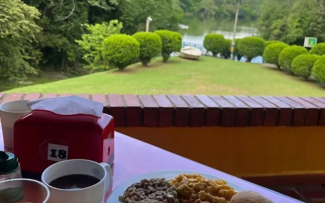 Hosteria florida tropical