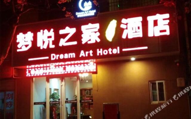 Dream Art Hotel