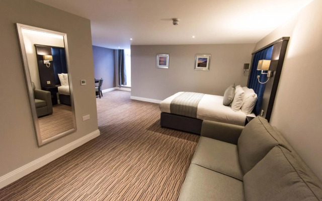 St Nicholas Hotel