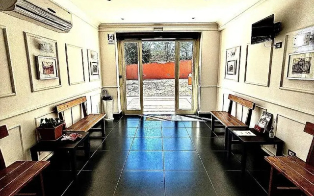 Palace Rome - Hostel