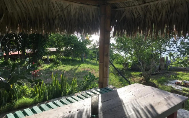 Hostel Cabaña Punta la barca