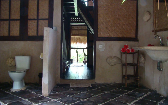 Flower Bud Bungalow