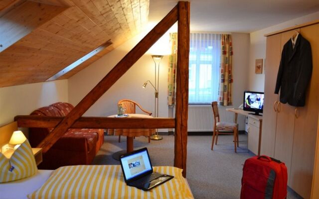 Hotel-Pension Vier Jahreszeiten