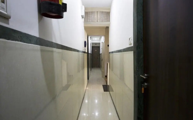 Hotel Royal Comfort By OYO Rooms