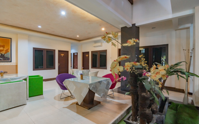 Rizh Hotel