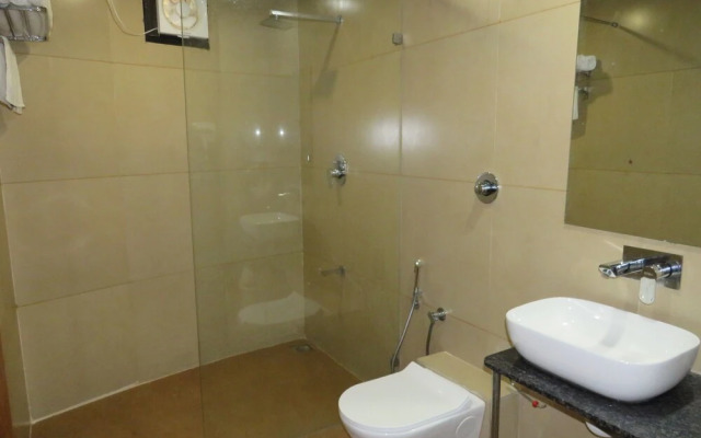 Dariyalal Hotel