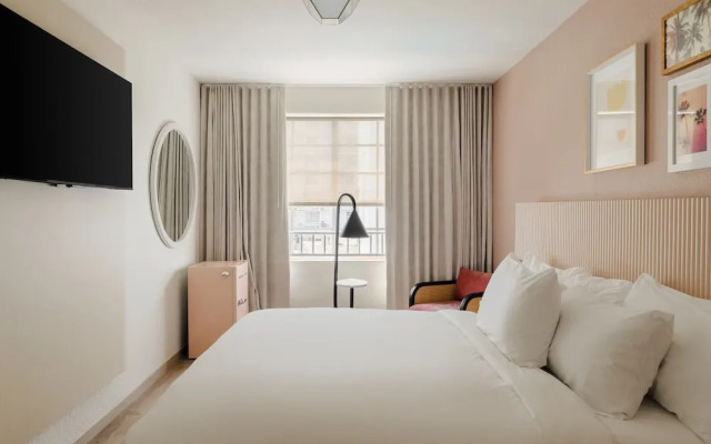 FOUND Hotel Miami Beach