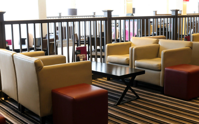 Crowne Plaza Manchester Airport by IHG