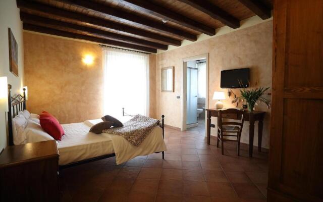 Agriturismo Creta Rossa