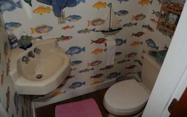 Flounder Inn - 4 Br Home