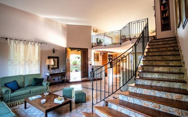 Villa Carta