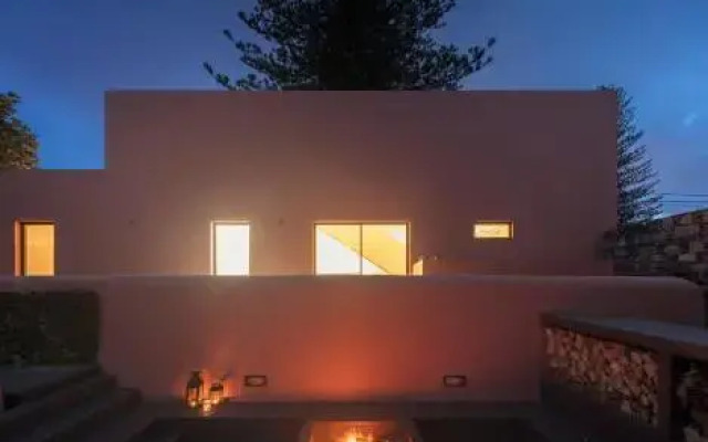 Pink House Sao Miguel Acores