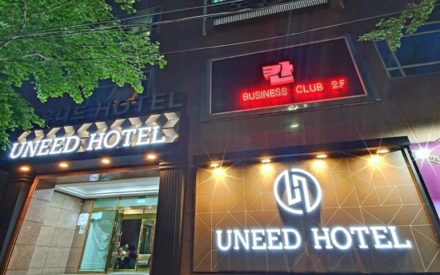 Uneed Hotel