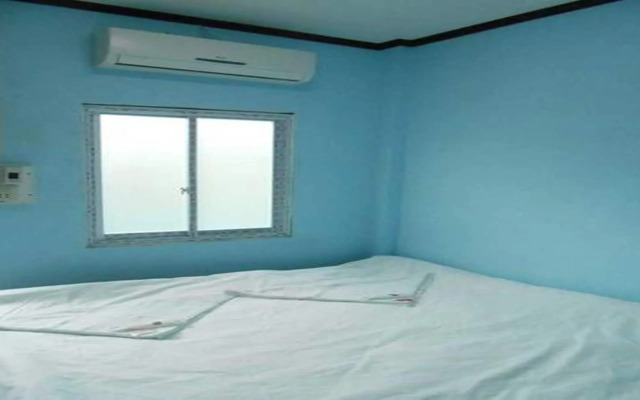 Lucky Backpacker Hostel