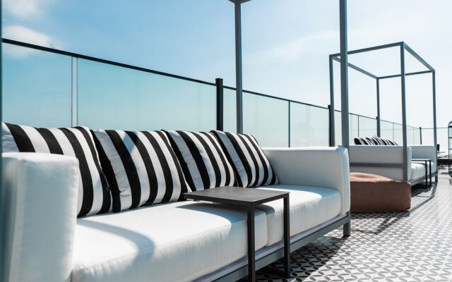 Bebatroun Beach Hotel