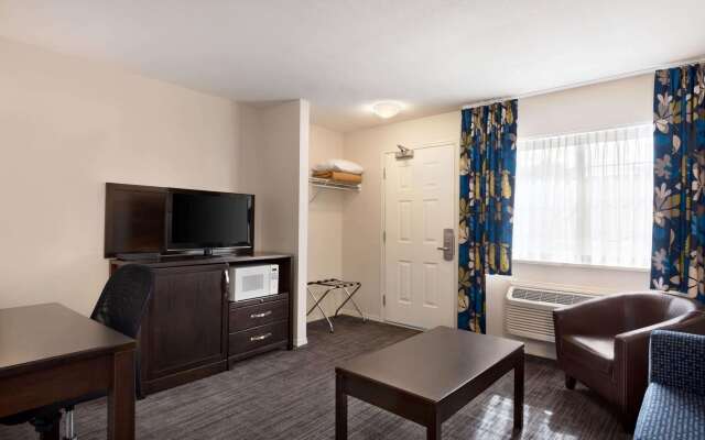 Days Inn by Wyndham Kelowna