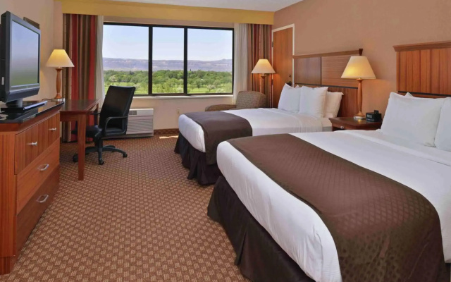 Holiday Inn Express & Suites Houston S - Medical Ctr Area by IHG