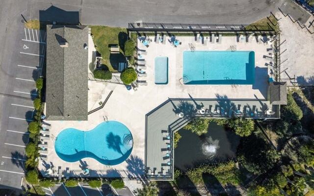 Lighthouse Point 20B