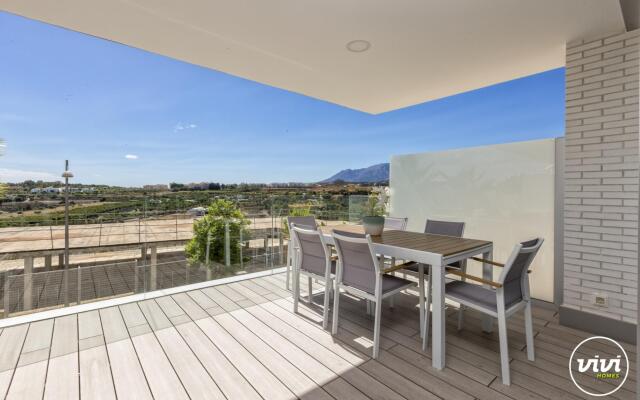 Lima in Estepona with 3 bedrooms and 2 bathrooms