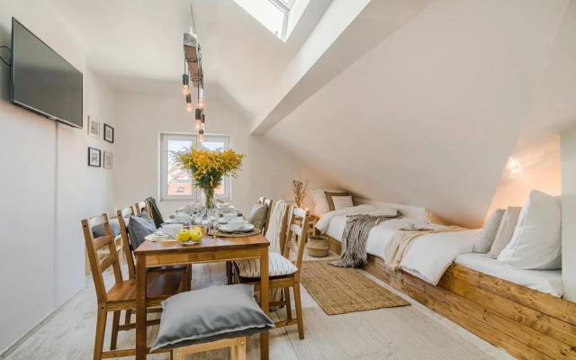 APTs in OLD TOWN PRAGUE by Michal&Friends