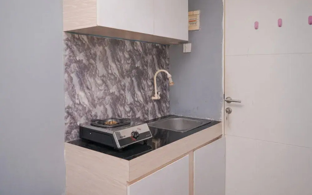 Minimalist Studio Room Apartment At Urbantown Serpong